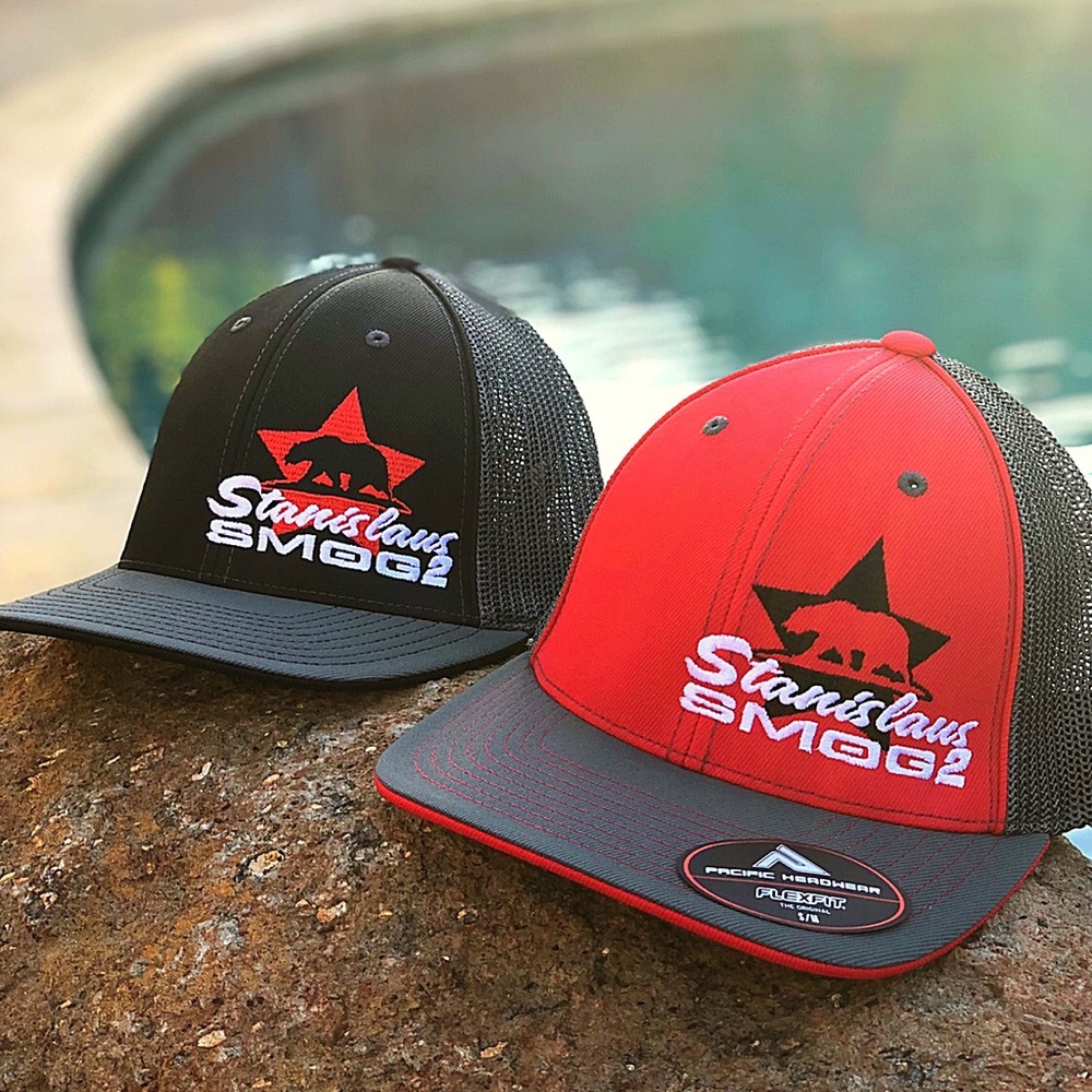 S/m. L/xl. Stanislaus smog 2 hats.